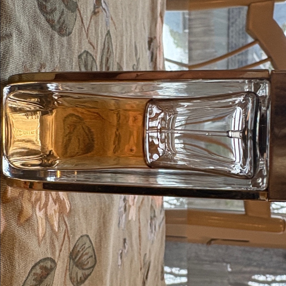 Gucci Metallic Gold Perfume with Interlocking GG - Picture 5 of 5